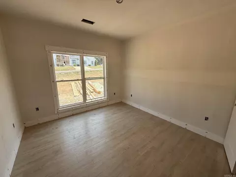 Bedroom - 13 Pear Cir, Greenbrier, AR 72058 photo 6 of 9