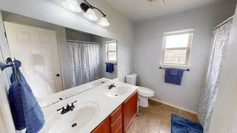 Bath - 3615 Firefly Cir, Conway, AR 72032 photo 2 of 2