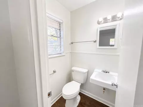 Bath - 405 Angus St, Conway, AR 72032 photo 2 of 3