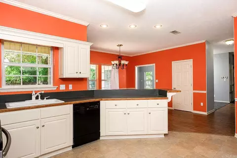 Kitchen - 530 N Highway 365, Redfield, AR 72132 photo 2 of 3