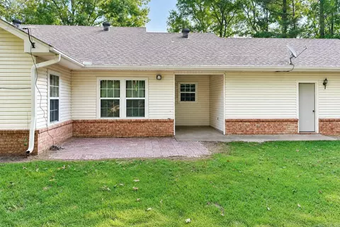 Exterior - 530 N Highway 365, Redfield, AR 72132 photo 4 of 7