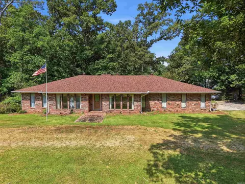 Exterior - 6845 Village Dr, Pine Bluff, AR 71603 photo 3 of 12