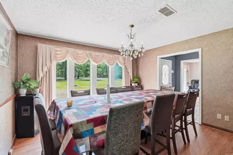 Dining - 6845 Village Dr, Pine Bluff, AR 71603 photo 2 of 2