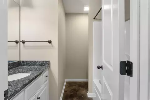 Entry Way - 579 Crepe Myrtle Loop, Cabot, AR 72023 photo 2 of 3