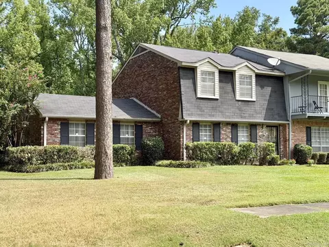 Exterior - 613 Greenbriar Dr, Pine Bluff, AR 71603 photo 3 of 7