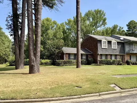 Exterior - 613 Greenbriar Dr, Pine Bluff, AR 71603 photo 7 of 7