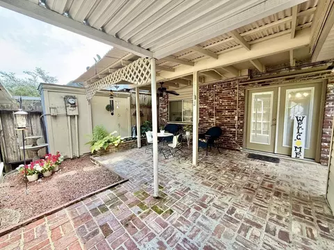 Exterior - 613 Greenbriar Dr, Pine Bluff, AR 71603 photo 6 of 7