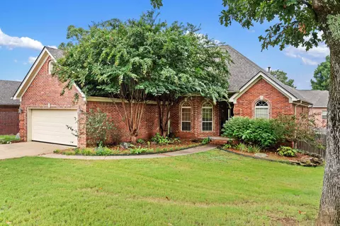 26 Ozark, Maumelle, AR 72113