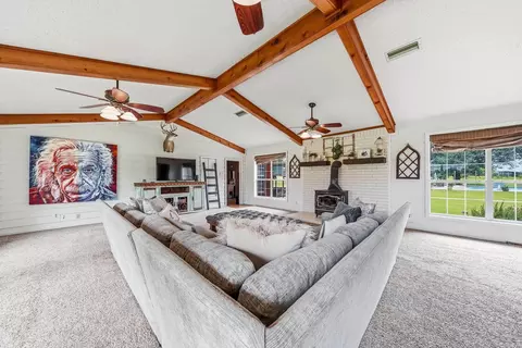 Living - 137 Pickering Dr, Horatio, AR 71842 photo 4 of 5