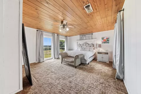 Bedroom - 137 Pickering Dr, Horatio, AR 71842 photo 5 of 5