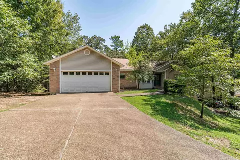 25 Promesa Ln, Hot Springs Village, AR 71909
