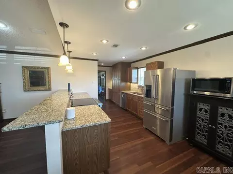 Kitchen - 27 Sunset Loop, Lonoke, AR 72086 photo 2 of 6