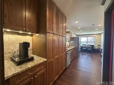 Kitchen - 27 Sunset Loop, Lonoke, AR 72086 photo 6 of 6