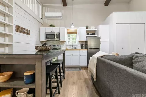 Kitchen - 126 Danny Dr, Clinton, AR 72031 photo 6 of 6