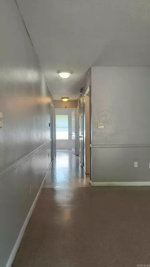 Entry Way - 5800-5826 W Short 3rd Ave, Pine Bluff, AR 71602 photo 1 of 1