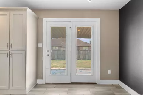 Entry Way - 12 Lapis Cv, Greenbrier, AR 72058 photo 4 of 4