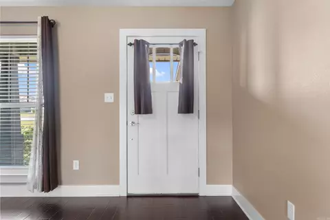 Entry Way - 12 Lapis Cv, Greenbrier, AR 72058 photo 2 of 4