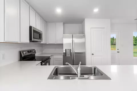 Kitchen - 61 Farmhouse Loop, Beebe, AR 72012 photo 3 of 3