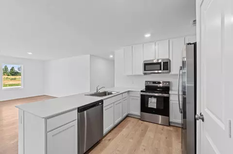 Kitchen - 65 Farmhouse Loop, Beebe, AR 72012 photo 3 of 3