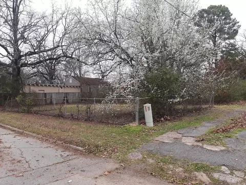 3918 W 23 St, Little Rock, AR 72204