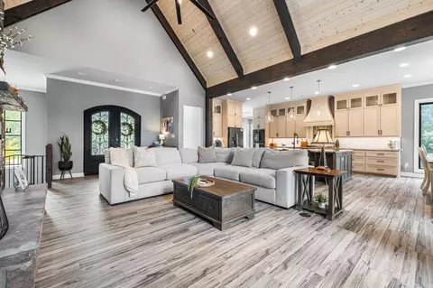 Living - 801 Greystone Blvd, Cabot, AR 72023 photo 1 of 6