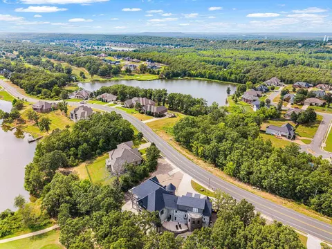 View/Area - 801 Greystone Blvd, Cabot, AR 72023 photo 8 of 8