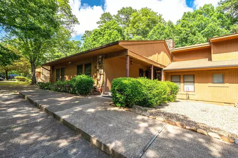 16 Reddina Ln, Hot Springs Village, AR 71909