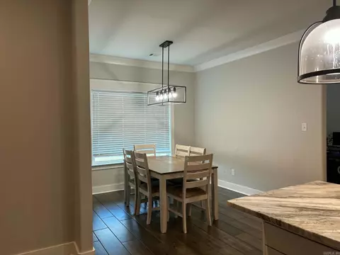 Dining - 8874 Wingate, Benton, AR 72019 photo 1 of 2