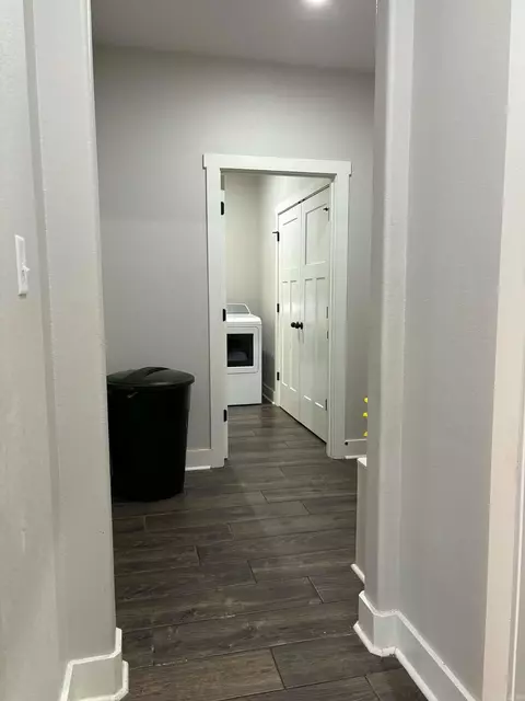 Entry Way - 8874 Wingate, Benton, AR 72019 photo 4 of 6