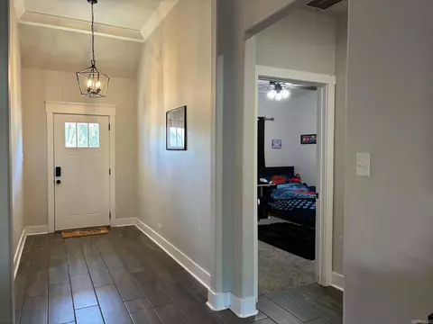 Entry Way - 8874 Wingate, Benton, AR 72019 photo 5 of 6
