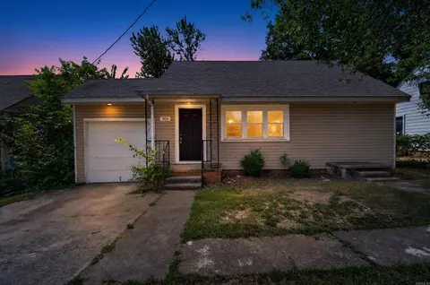 306 W 51st St, North Little Rock, AR 72118