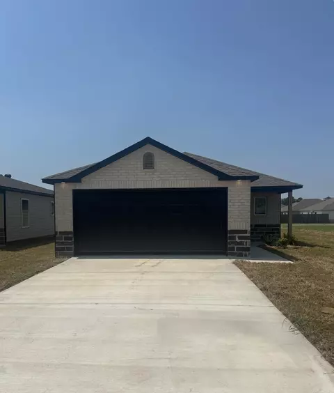 115 Lucy Ln, Maumelle, AR 72113