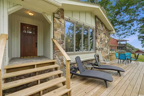 211 Chelsea Dr, Fairfield Bay, AR 72088