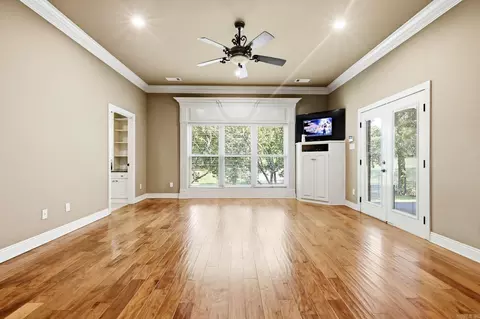 Living - 209 Cobblestone Dr, Cabot, AR 72023 photo 5 of 8
