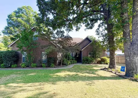 2021 Boundary Oaks Dr, Jonesboro, AR 72404