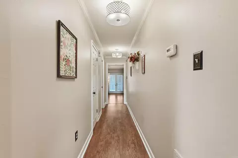 Entry Way - 5 Brandon Cir, Conway, AR 72034 photo 3 of 6