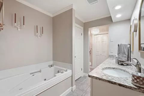 Bath - 5 Brandon Cir, Conway, AR 72034 photo 3 of 6