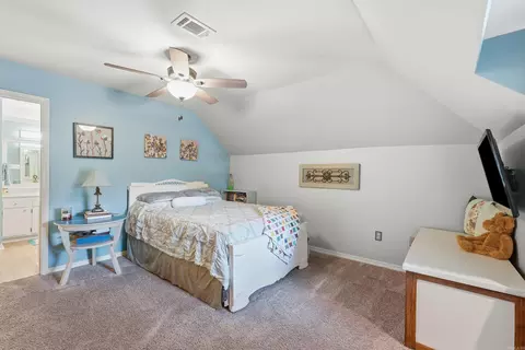 Bedroom - 5 Brandon Cir, Conway, AR 72034 photo 3 of 5