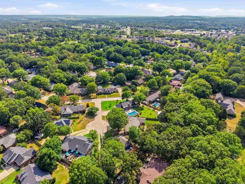 View/Area - 5 Brandon Cir, Conway, AR 72034 photo 2 of 5