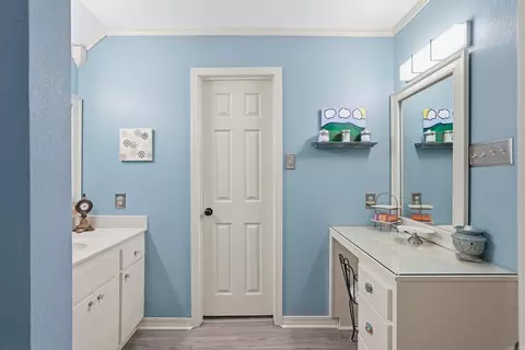 Bath - 5 Brandon Cir, Conway, AR 72034 photo 5 of 6
