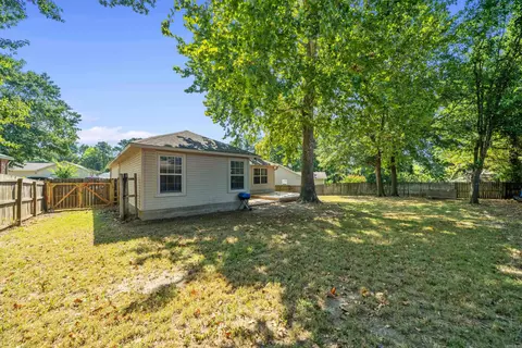 Exterior - 3628 Winterbrook Dr, Benton, AR 72015 photo 2 of 8