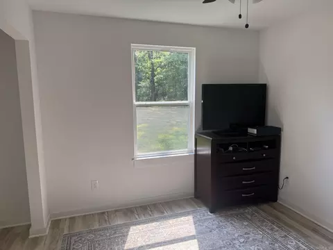 Bedroom - 405 Walnut St, Marshall, AR 72650 photo 1 of 2