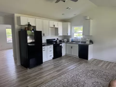Kitchen - 405 Walnut St, Marshall, AR 72650 photo 1 of 1