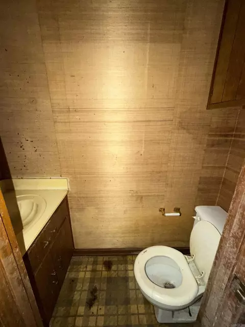 Bath - 6920 Calloway Hill Dr, Pine Bluff, AR 71603 photo 1 of 6