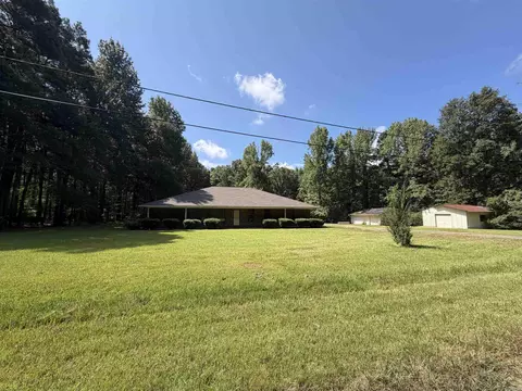 Exterior - 6920 Calloway Hill Dr, Pine Bluff, AR 71603 photo 3 of 14