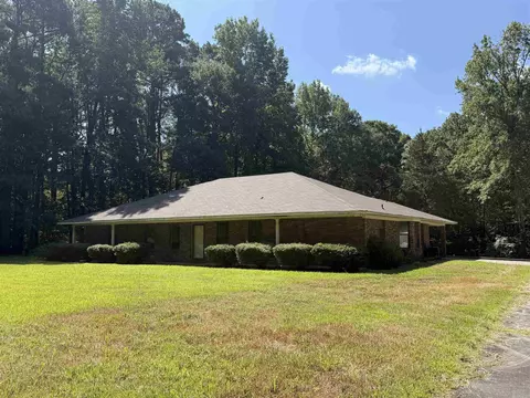 Exterior - 6920 Calloway Hill Dr, Pine Bluff, AR 71603 photo 6 of 14