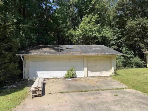 Exterior - 6920 Calloway Hill Dr, Pine Bluff, AR 71603 photo 11 of 14