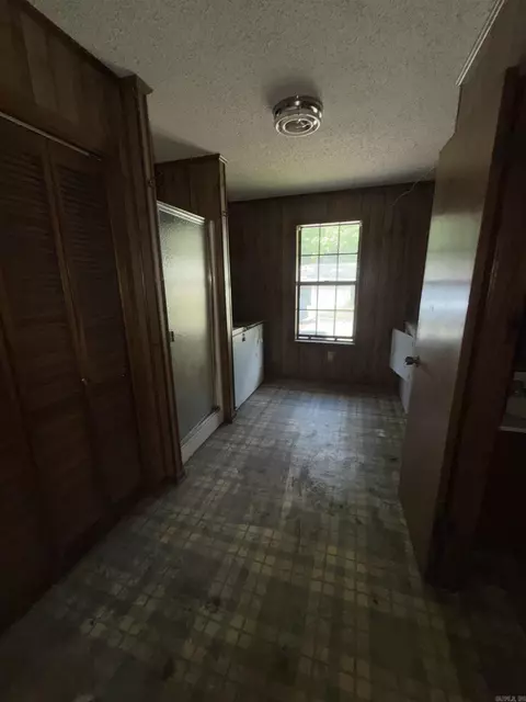 Entry Way - 6920 Calloway Hill Dr, Pine Bluff, AR 71603 photo 2 of 3