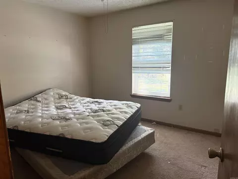 Bedroom - 5 Ruth Dr, Conway, AR 72032 photo 2 of 3