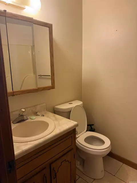 Bath - 5 Ruth Dr, Conway, AR 72032 photo 1 of 4